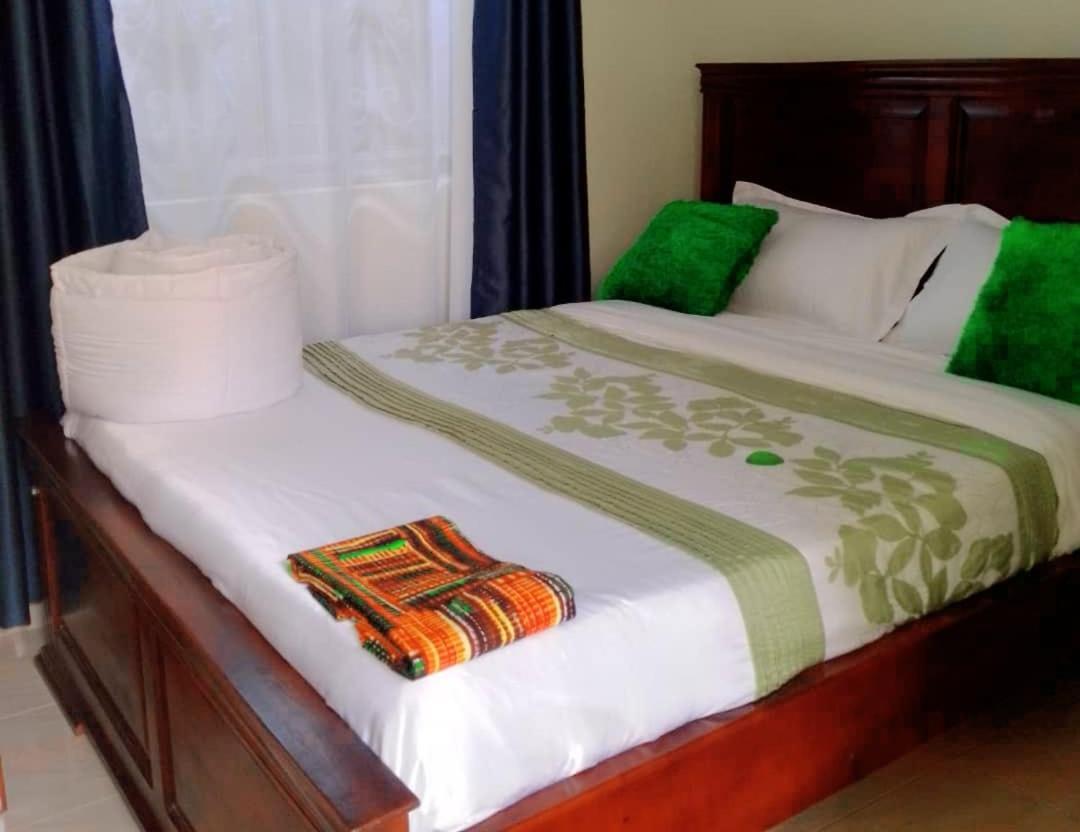 Nelvilles Bed&Breakfast Fort Portal 外观 照片